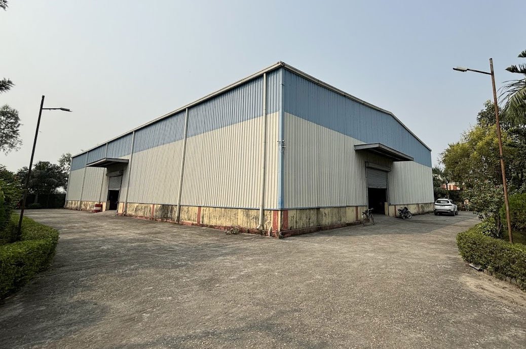  Established in the year 1996, Authentic Designer